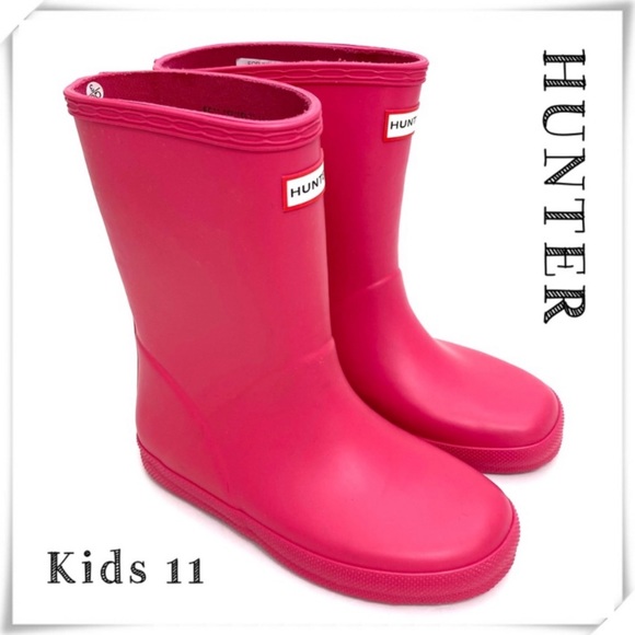 Hunter Shoes Hunter First Classic Rain Boot In Bright Pink Size 1
